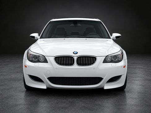 Used 2008 BMW M5 RWD image 6