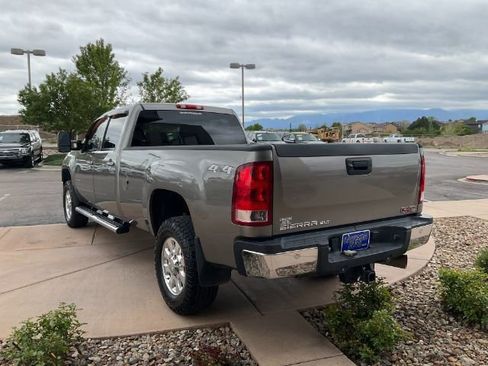 Used 2014 GMC Sierra 3500 SLT w/ SLT Convenience Package AWD/4WD image 5
