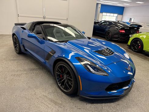 Used 2015 Chevrolet Corvette Z06 w/ 2LZ Preferred Equipment Group RWD image 5