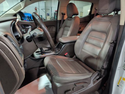 Used 2021 GMC Canyon Denali image 8