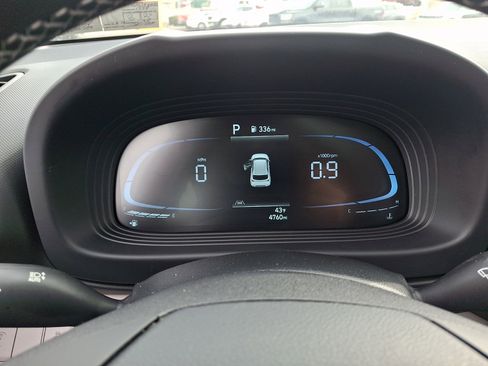 Certified 2025 Hyundai Venue SEL image 22