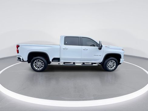 Used 2025 Chevrolet Silverado 2500 LT w/ Z71 Chrome Sport Edition image 9