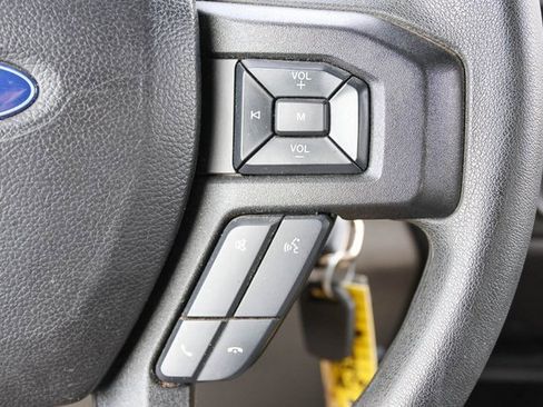 Used 2020 Ford F150 XLT image 28