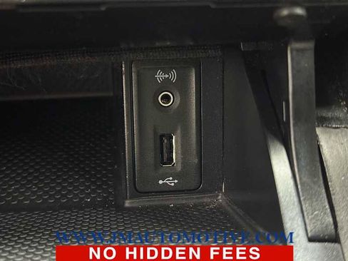 Used 2017 Volkswagen Golf S AWD/4WD image 38