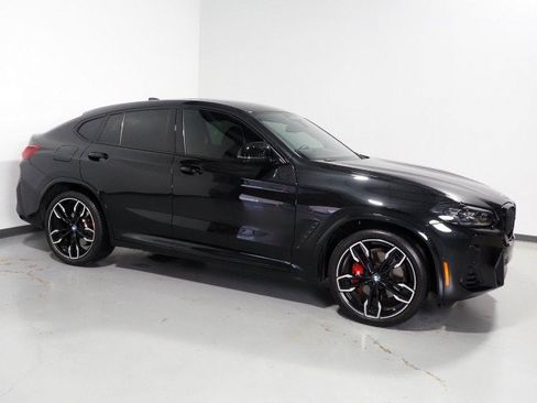 Used 2024 BMW X4 M40i AWD/4WD image 1
