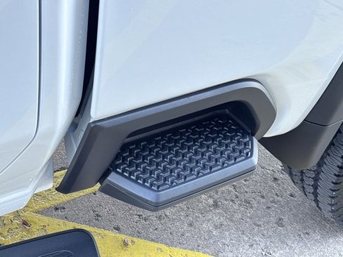 New 2026 GMC Sierra 2500 Pro image 15