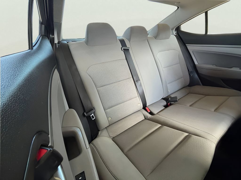 Used 2020 Hyundai Elantra SEL FWD image 11