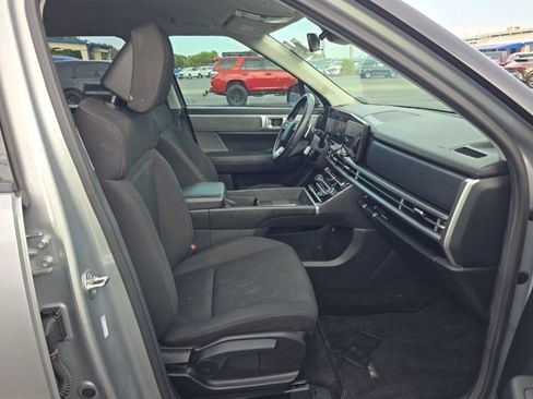 Used 2024 Hyundai Santa Fe SE FWD image 7
