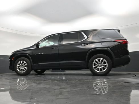 Used 2023 Chevrolet Traverse LS FWD image 21
