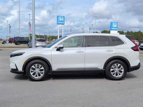 Used 2026 Honda CR-V LX image 2