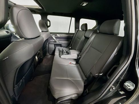 Certified 2023 Lexus GX 460 Premium w/ Premium Package AWD/4WD image 25