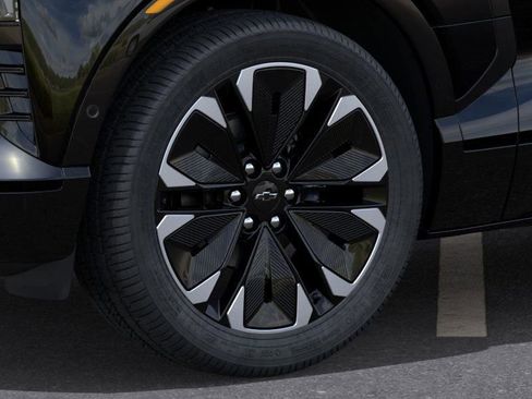 New 2026 Chevrolet Blazer EV RS image 9