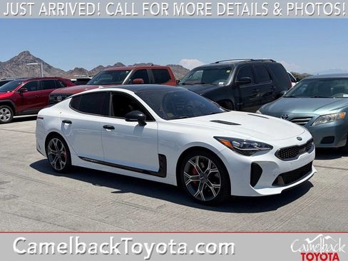 Used 2018 Kia Stinger GT2 RWD image 1