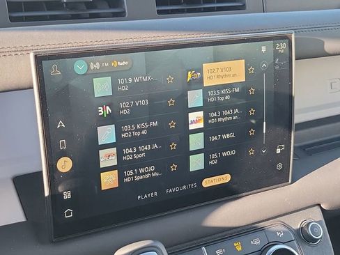 Certified 2025 Land Rover Defender 110 S AWD/4WD image 30