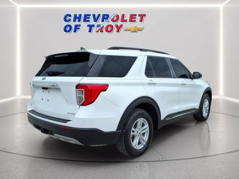 Used 2021 Ford Explorer XLT w/ Equipment Group 202A AWD/4WD image 7
