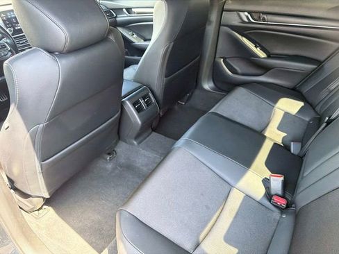 Used 2020 Honda Accord Sport image 13