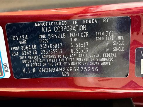 Certified 2024 Kia Carnival LX image 19