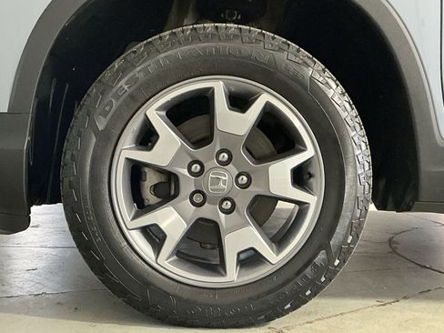 Used 2023 Honda Passport TrailSport image 13