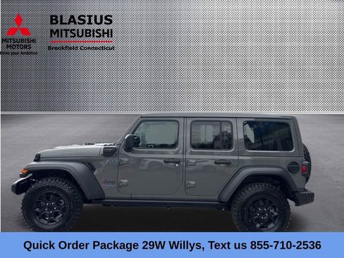 Used 2023 Jeep Wrangler Unlimited w/ Sun & Screen Package AWD/4WD image 20