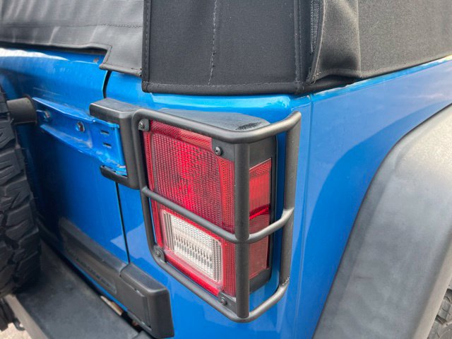 Used 2014 Jeep Wrangler Unlimited Sport w/ Quick Order Package 23S AWD/4WD image 11