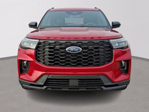 Certified 2025 Ford Explorer ST-Line w/ Premium Package RWD image 2