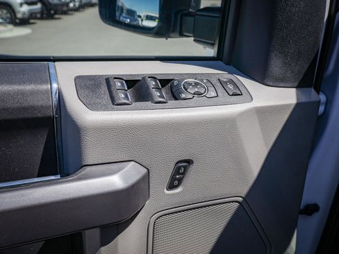 Used 2019 Ford F250 XLT w/ XLT Value Package AWD/4WD image 16