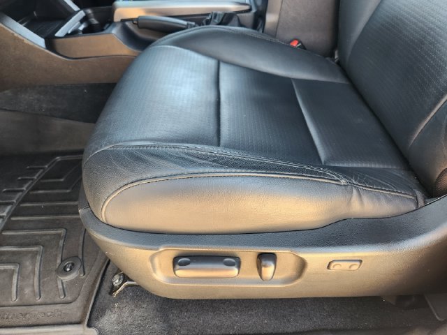 Used 2022 Toyota Tacoma Limited RWD image 24