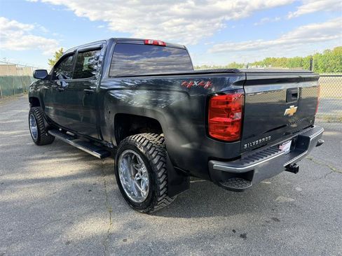 Used 2018 Chevrolet Silverado 1500 LT w/ All Star Edition AWD/4WD image 7