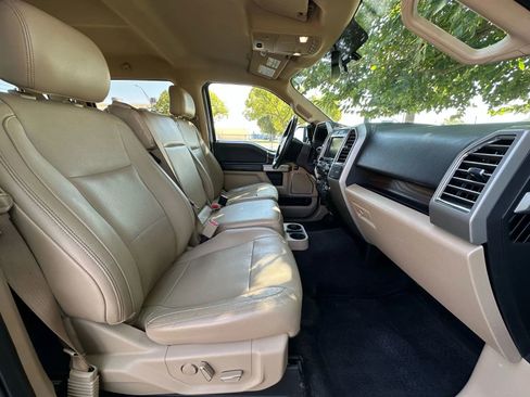 Used 2015 Ford F150 Lariat w/ Equipment Group 501A Mid image 11