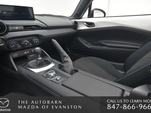 Certified 2025 MAZDA MX-5 Miata Club image 29