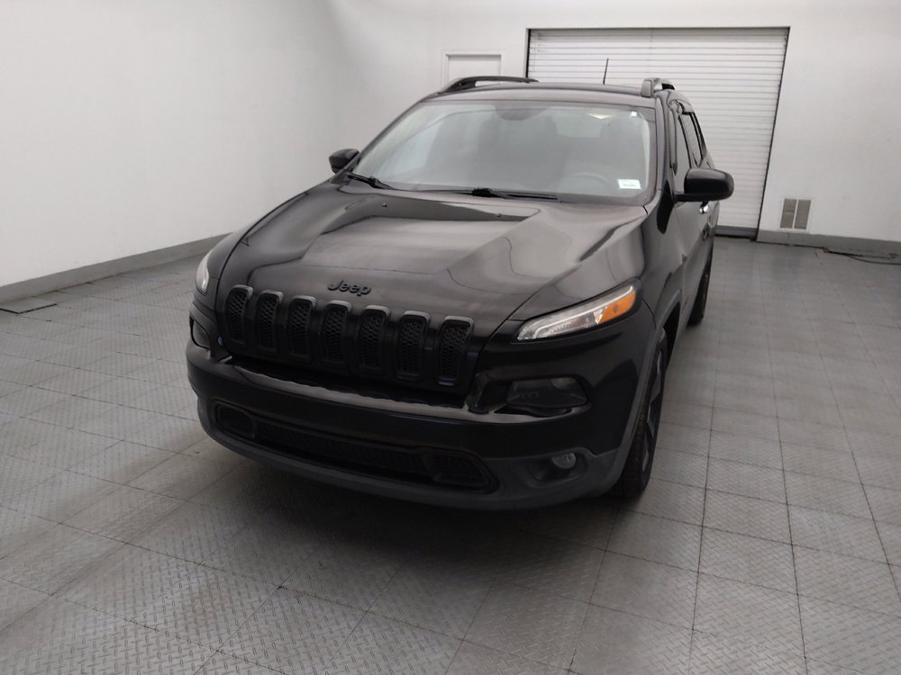 Used 2018 Jeep Cherokee Latitude w/ Altitude Package FWD image 15