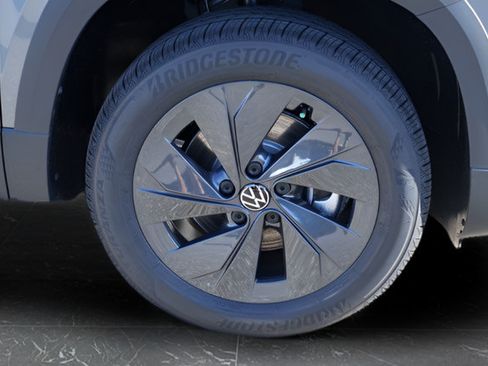 Certified 2026 Volkswagen Taos S FWD image 9