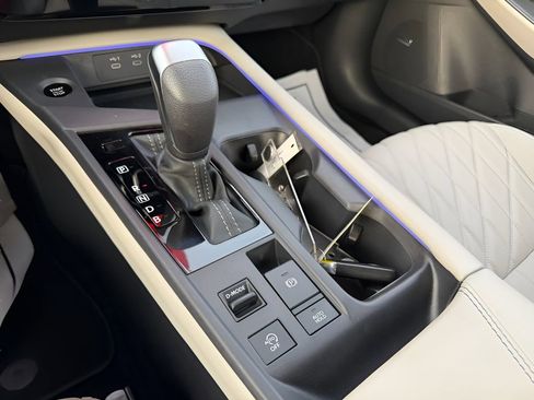 Used 2026 Nissan Sentra SL w/ Floor Mat Package FWD image 29