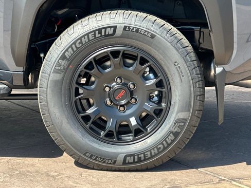 New 2026 Toyota 4Runner TRD Off-Road Premium AWD/4WD image 33
