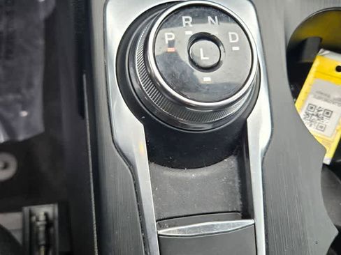 Used 2025 Ford Escape ST-Line image 14