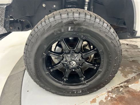 Used 2019 Ford F250 XLT w/ XLT Value Package image 25