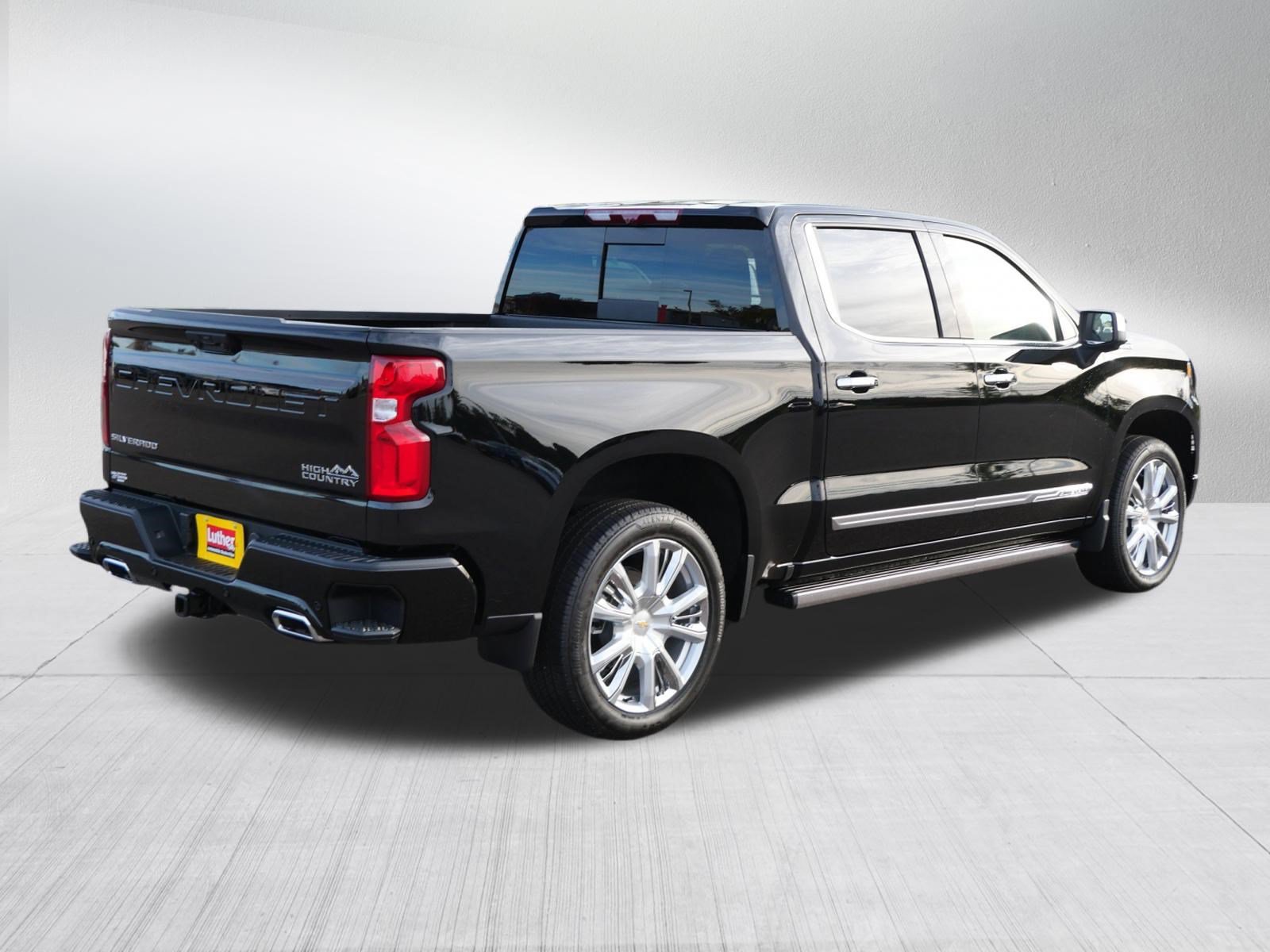 Used 2026 Chevrolet Silverado 1500 High Country AWD/4WD image 7