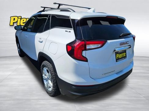 Used 2022 GMC Terrain SLE w/ Driver Convenience Package AWD/4WD image 4