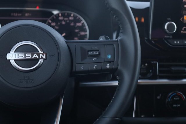 Certified 2025 Nissan Pathfinder SV AWD/4WD image 8