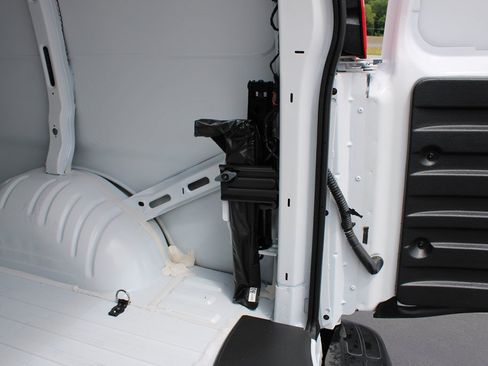 Used 2025 Chevrolet Express 3500 Extended w/ Driver Convenience Package RWD image 19