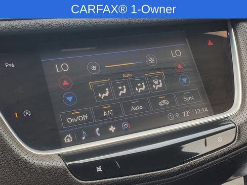Certified 2024 Cadillac XT5 Luxury w/ LPO, Floor Liner Package AWD/4WD image 18