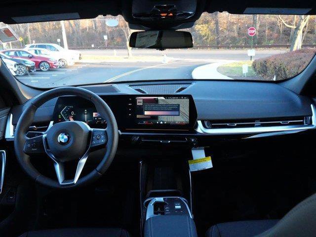 Used 2026 BMW X2 xDrive28i w/ Technology Package AWD/4WD image 6