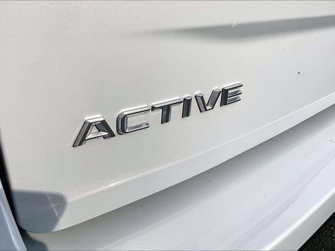 Used 2025 Ford Expedition Active AWD/4WD image 6