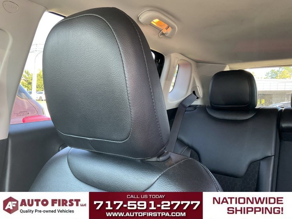 Used 2021 Jeep Compass Latitude w/ Convenience Group AWD/4WD image 29