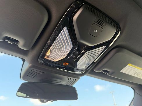 Used 2024 BMW X3 xDrive30i w/ Convenience Package image 15