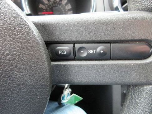 Used 2007 Ford Mustang GT Premium RWD image 11