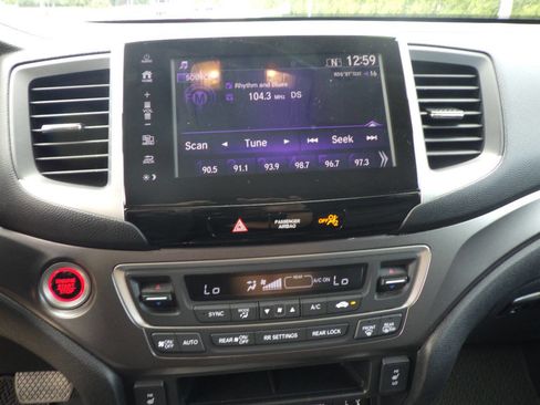 Used 2018 Honda Pilot EX-L image 23