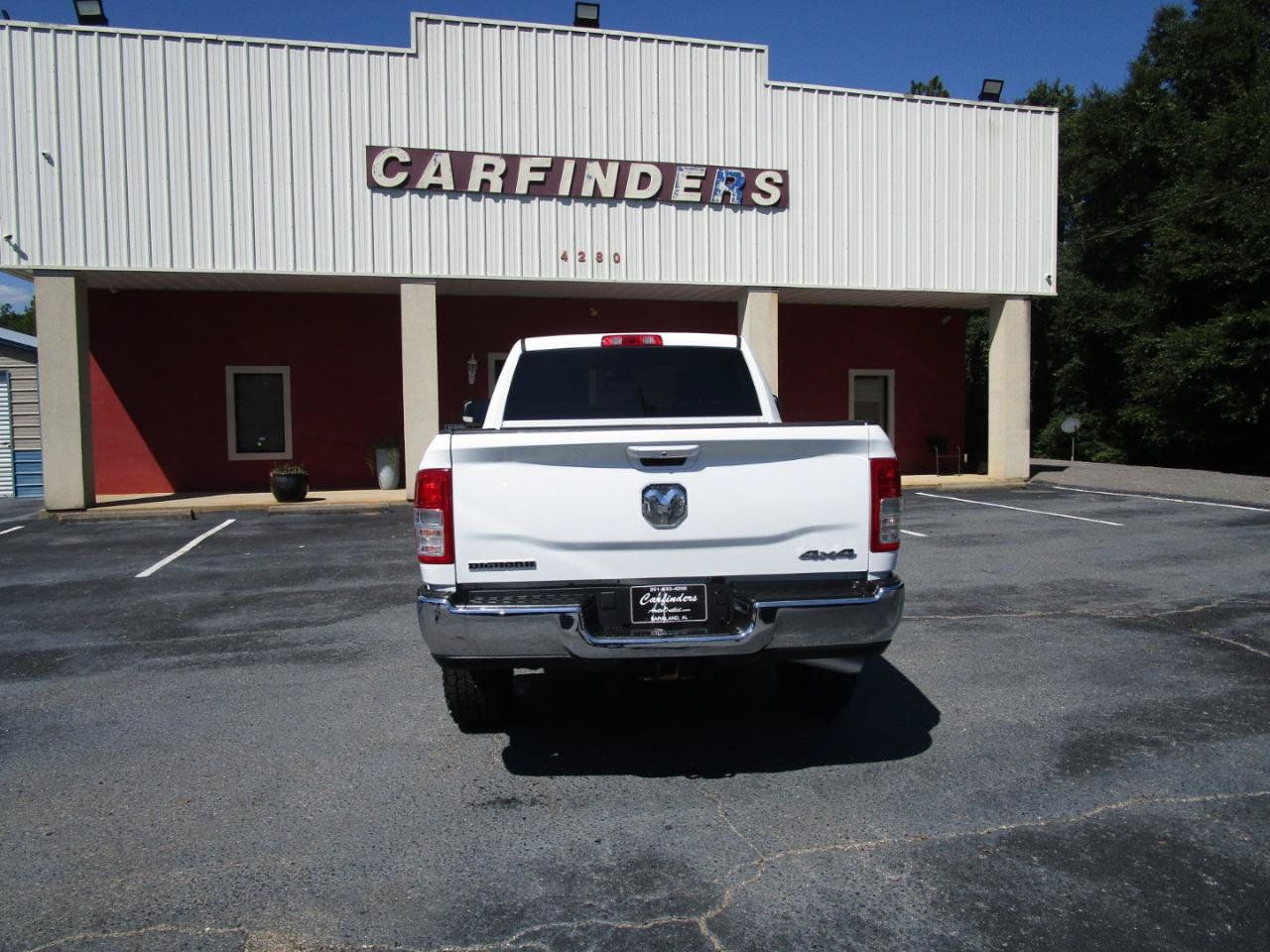 Used 2022 RAM 2500 Big Horn AWD/4WD image 3