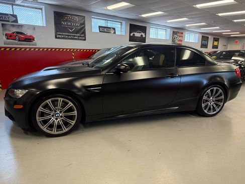 Used 2013 BMW M3 Convertible RWD image 4
