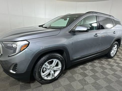 Used 2020 GMC Terrain SLE w/ Driver Convenience Package AWD/4WD image 6